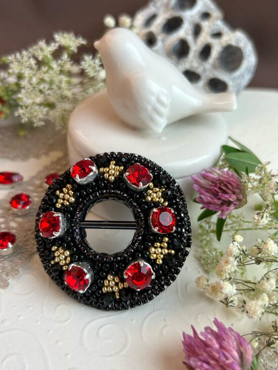 Saktas materiālu komplekts